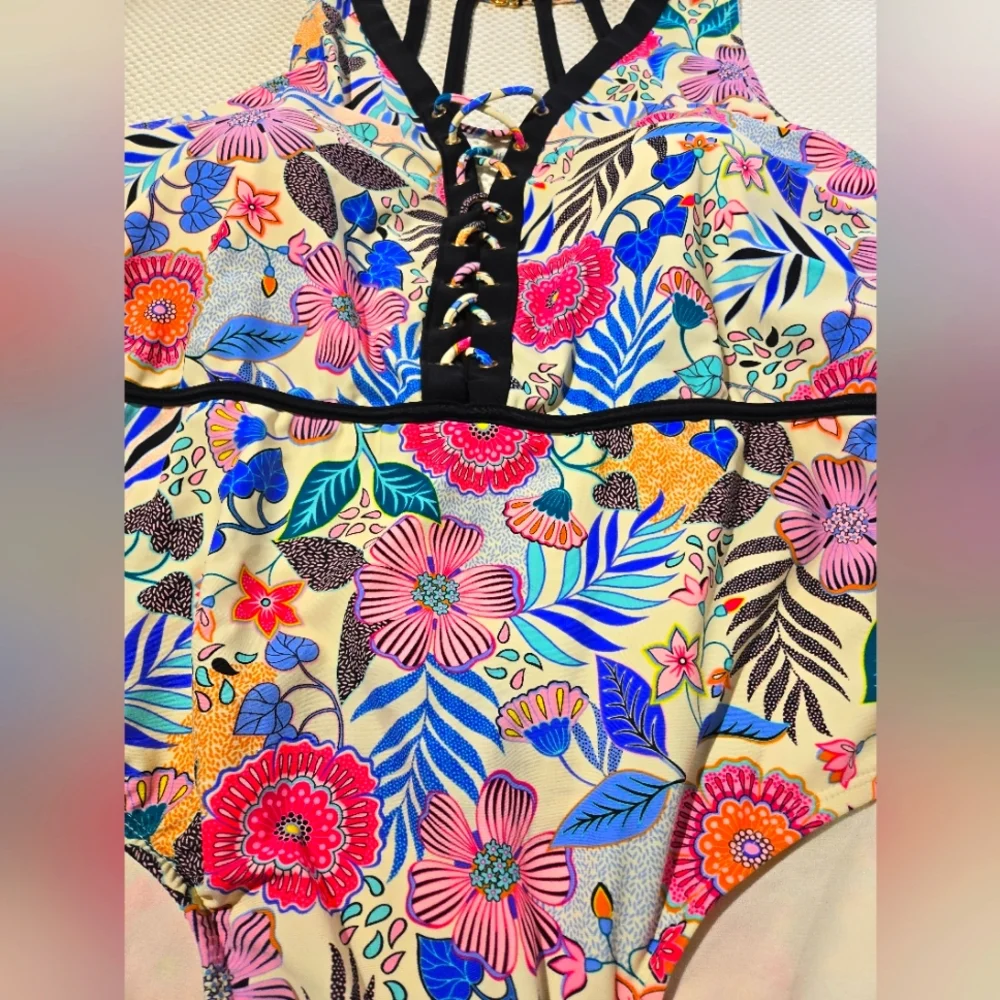 Time & Tru One Piece Bathing Suit Size  3X (24W-26W) Floral Print Sexy Design - Picture 3 of 7